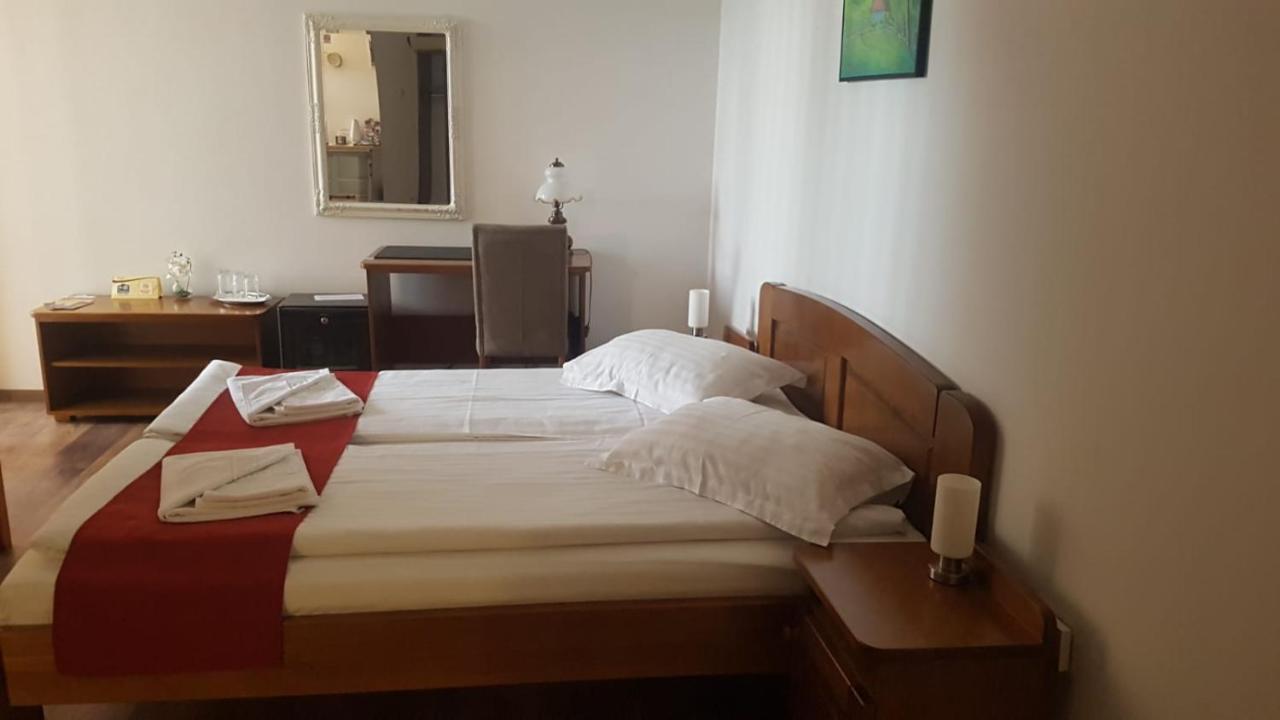 萨图马雷Casa Irinella住宿加早餐旅馆 外观 照片
